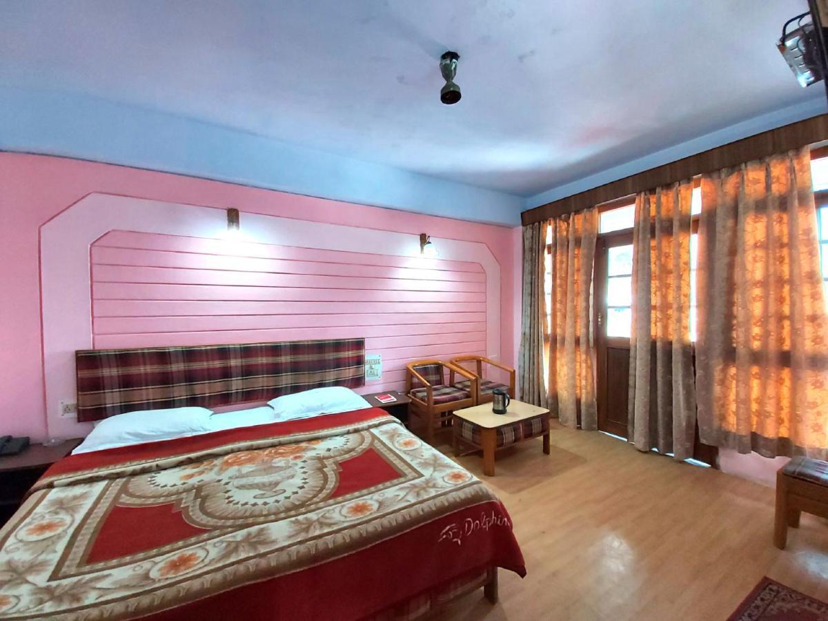 Goroomgo Radha Continental Nainital Kültér fotó